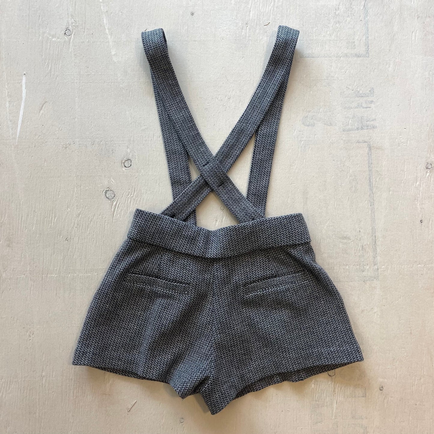 Shorts à bretelles 6Y, par Okaïdi