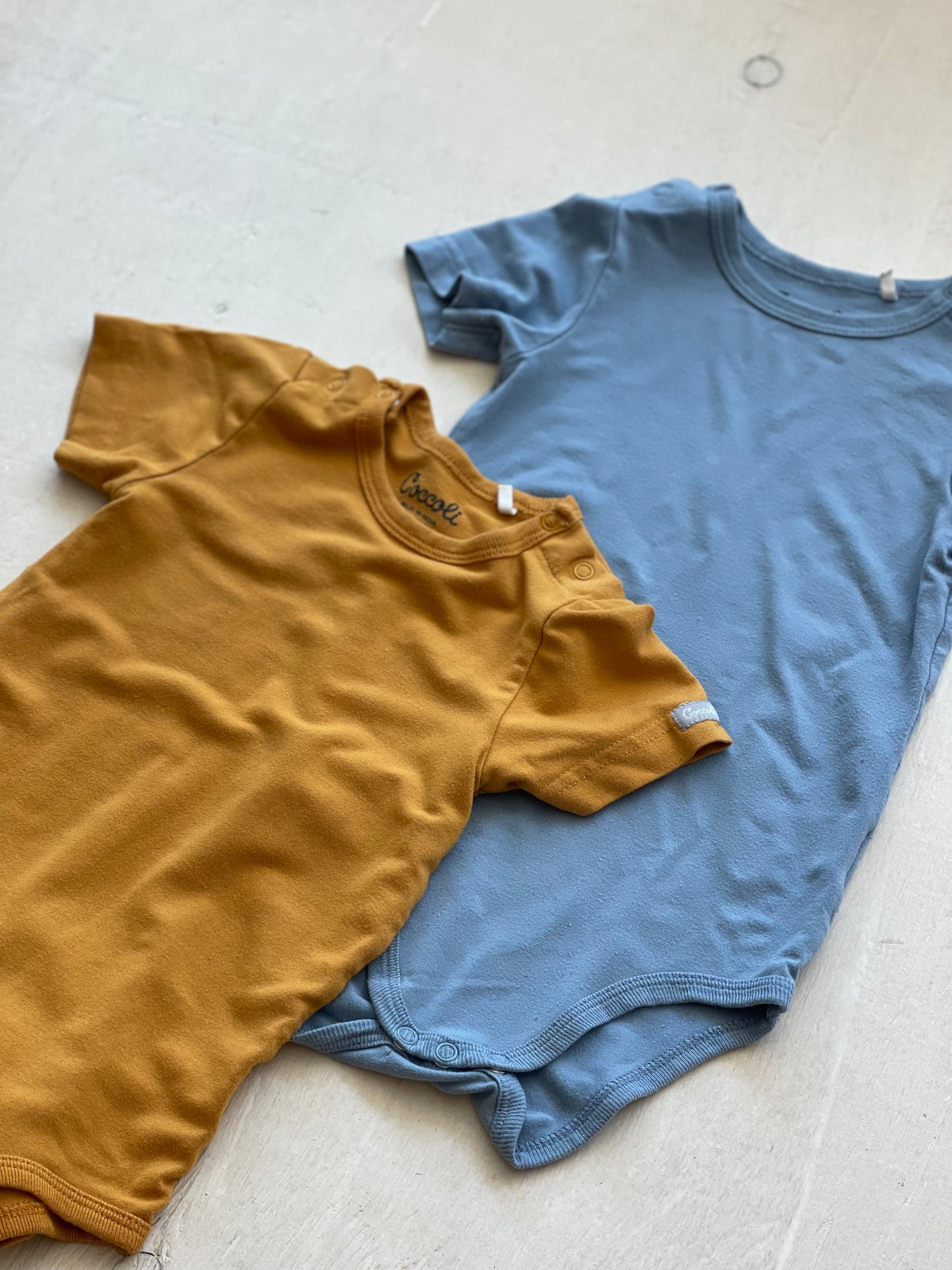 Cache-couche 12M, par Coccoli