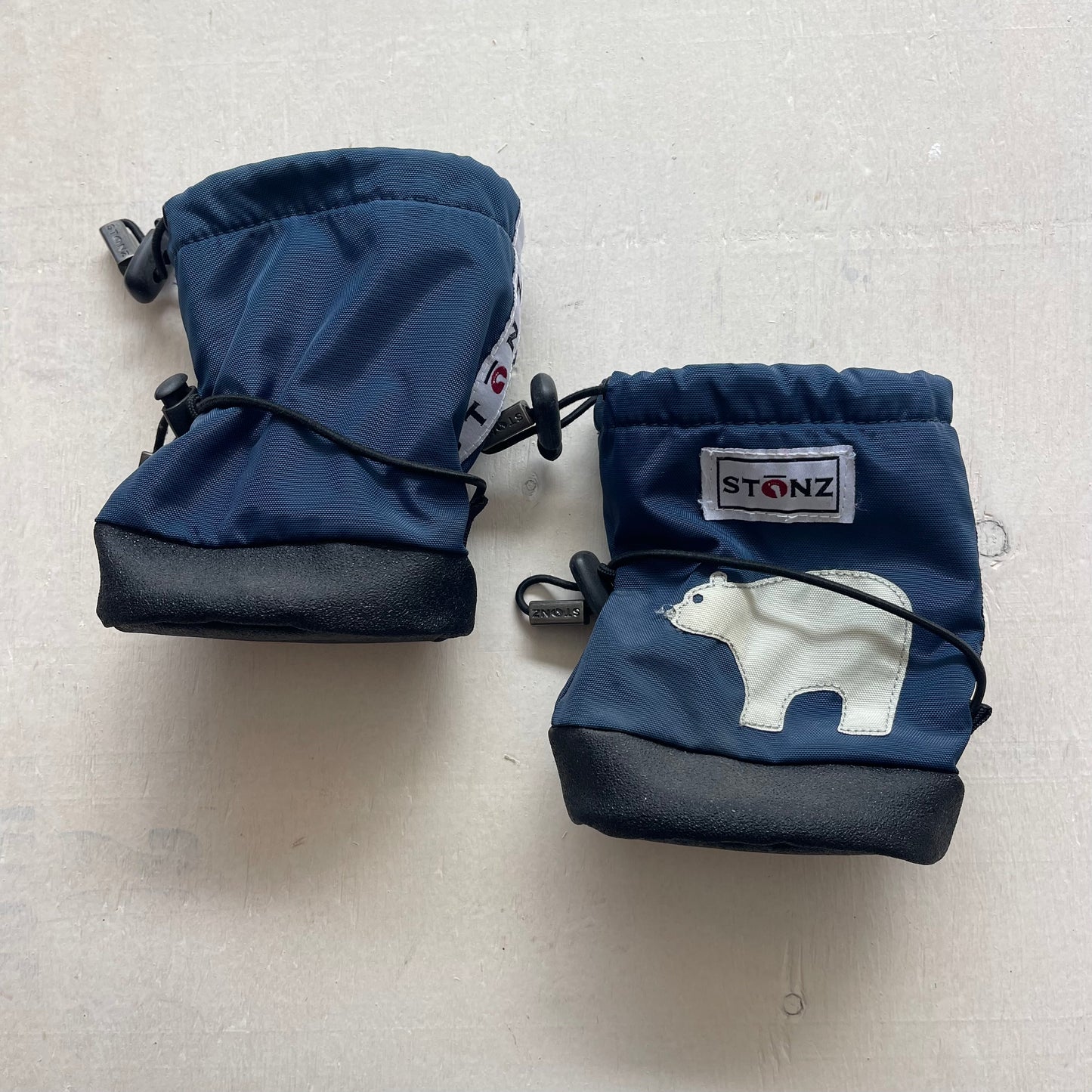 Bottillons souples imperméables 0-9M, par Stonz