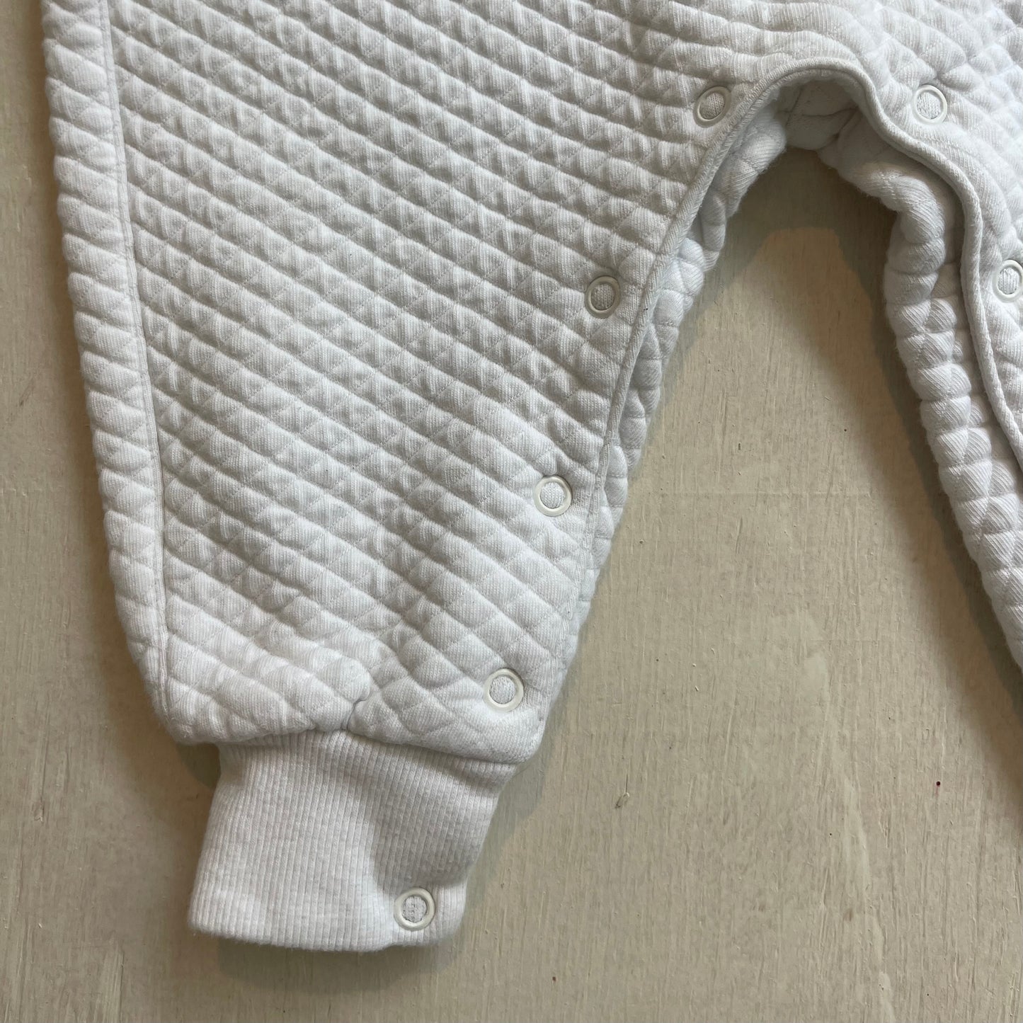 Salopette 12M, par Peter Rabbit chez Ligne Floriane