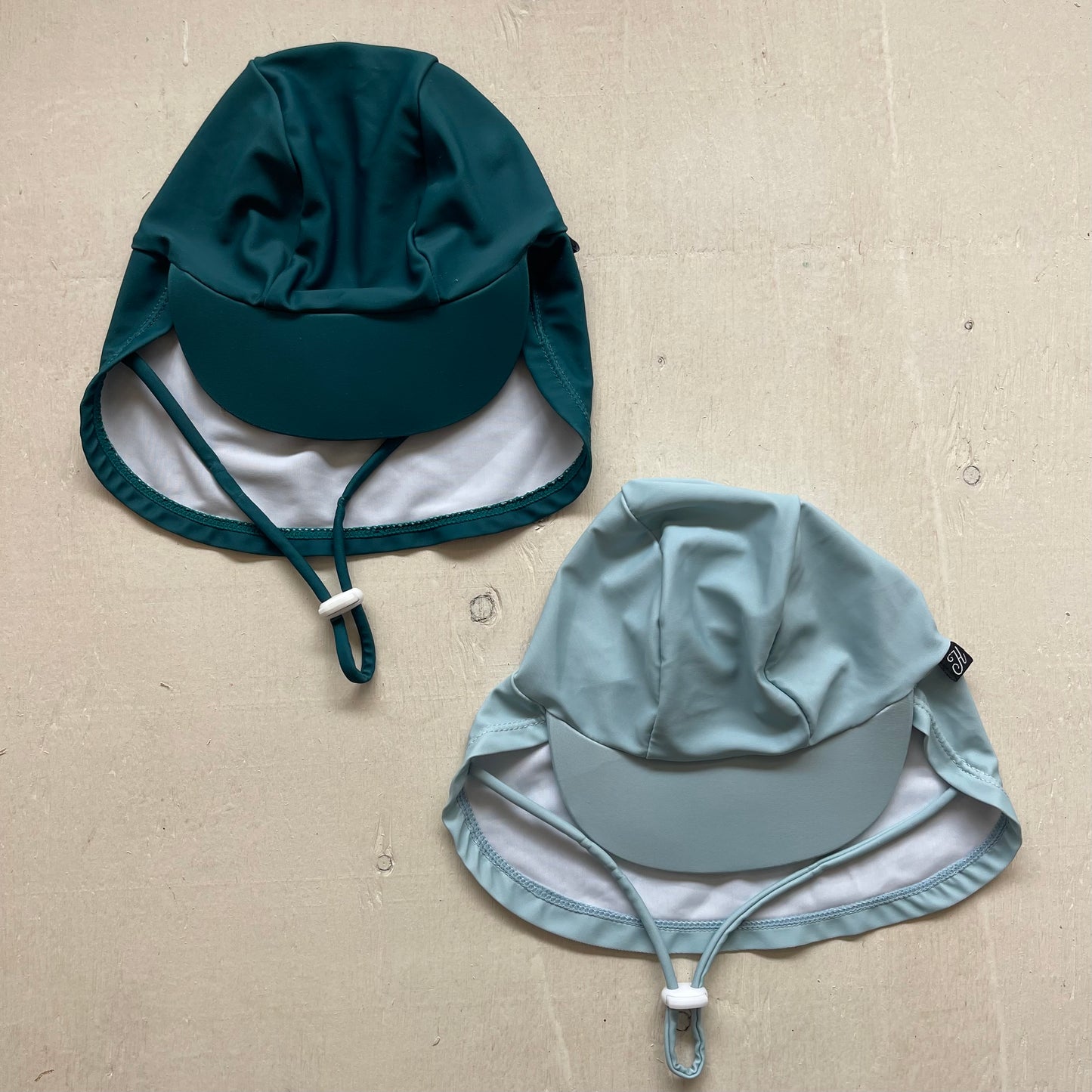 Casquette de baignade 6-12M, par Honeysuckle