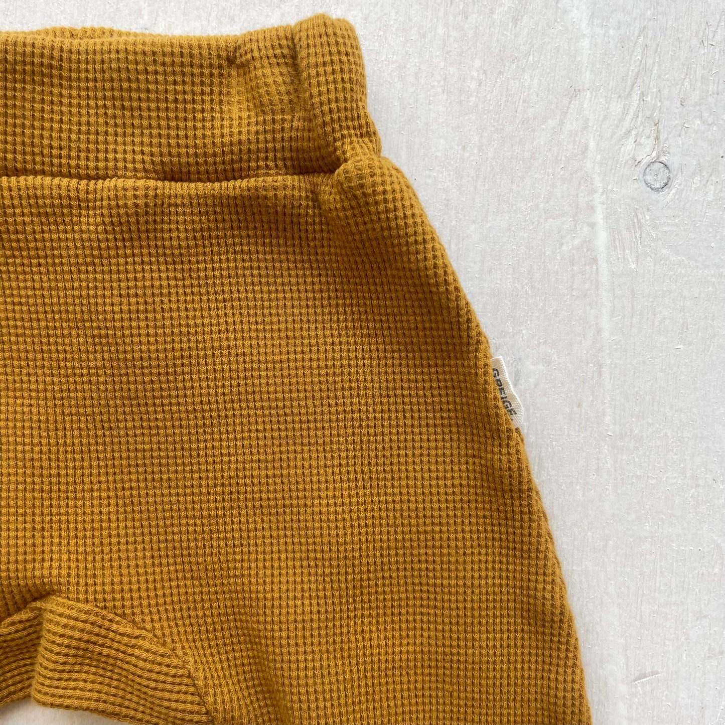 Pantalons harem 6-9M, par Greige
