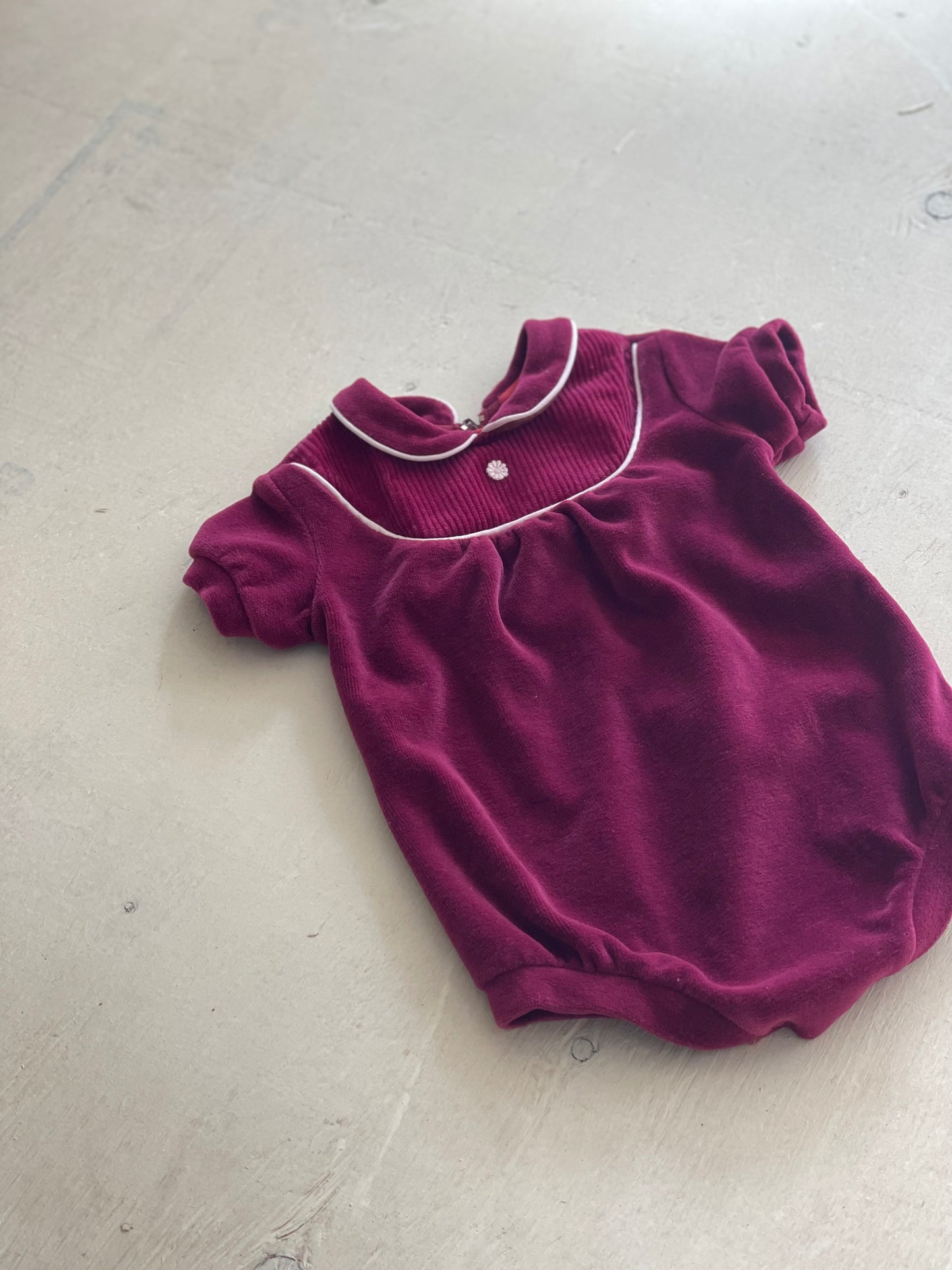 Barboteuse en velours 6M, par Créations Petit poucet