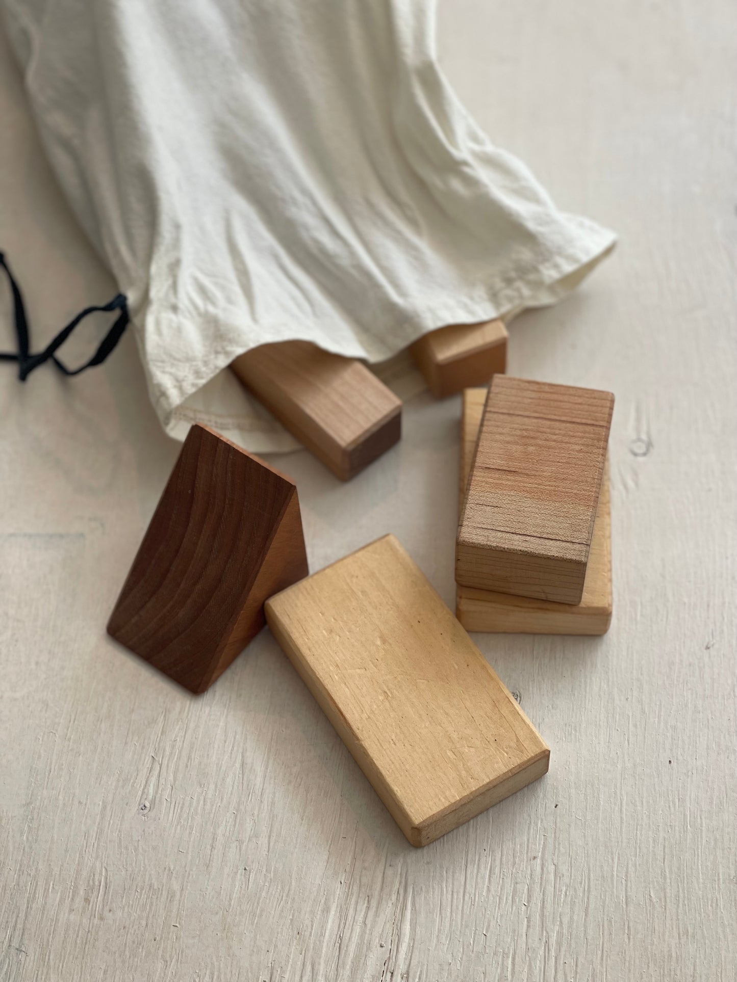 Blocs de construction en bois, par Bloc bloc