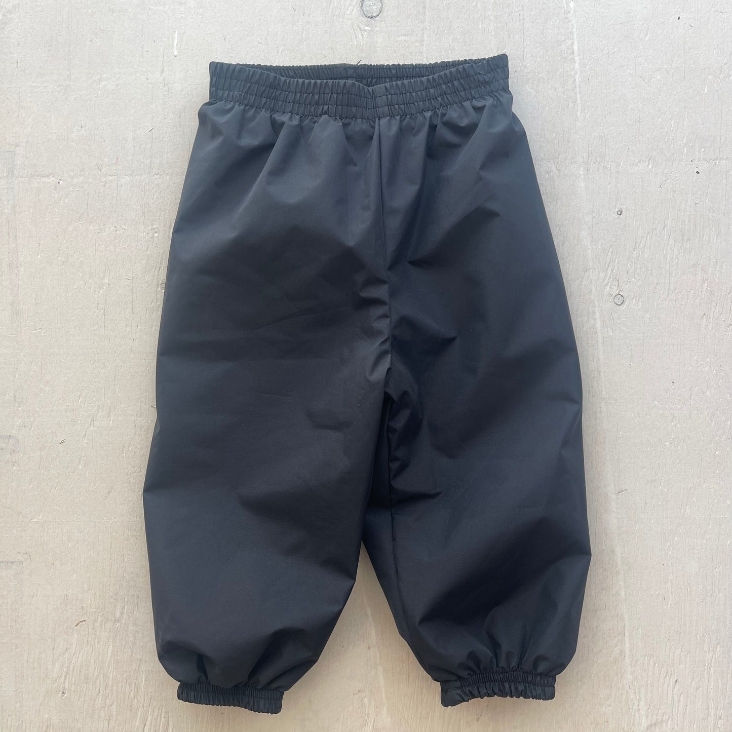 Pantalons imperméable 18M, par Perlimpinpin