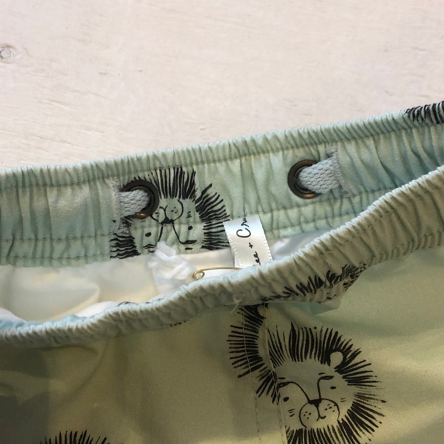 Shorts maillot 6-12M, par Rylee + Cru