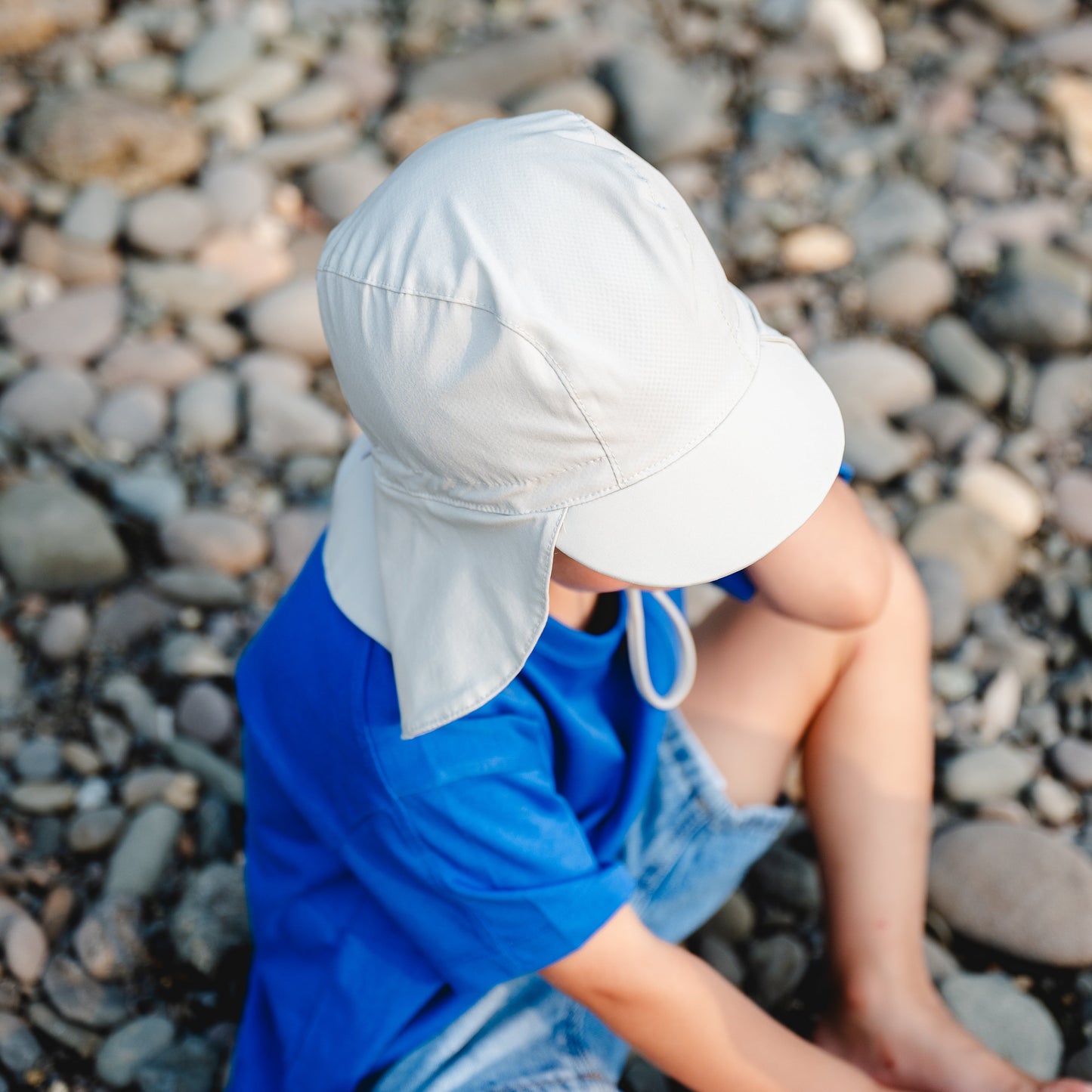 Casquette légère avec protège-cou - Moon