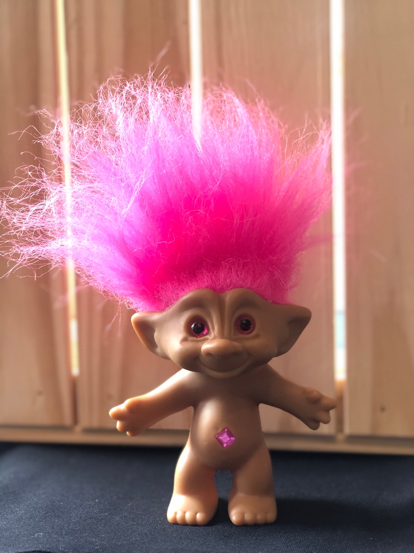 Figurine Troll Rose fluo