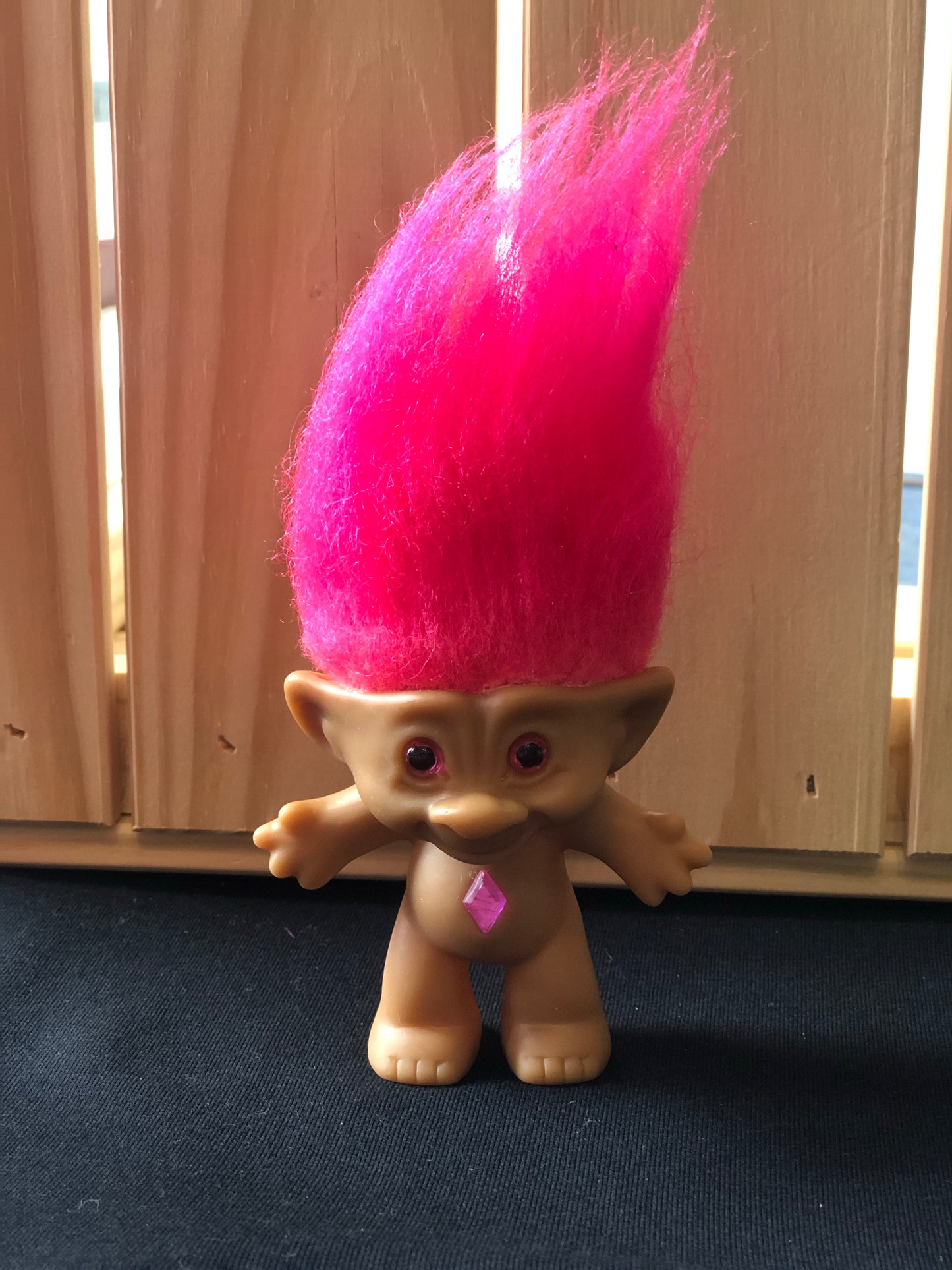 Figurine Troll Rose fluo