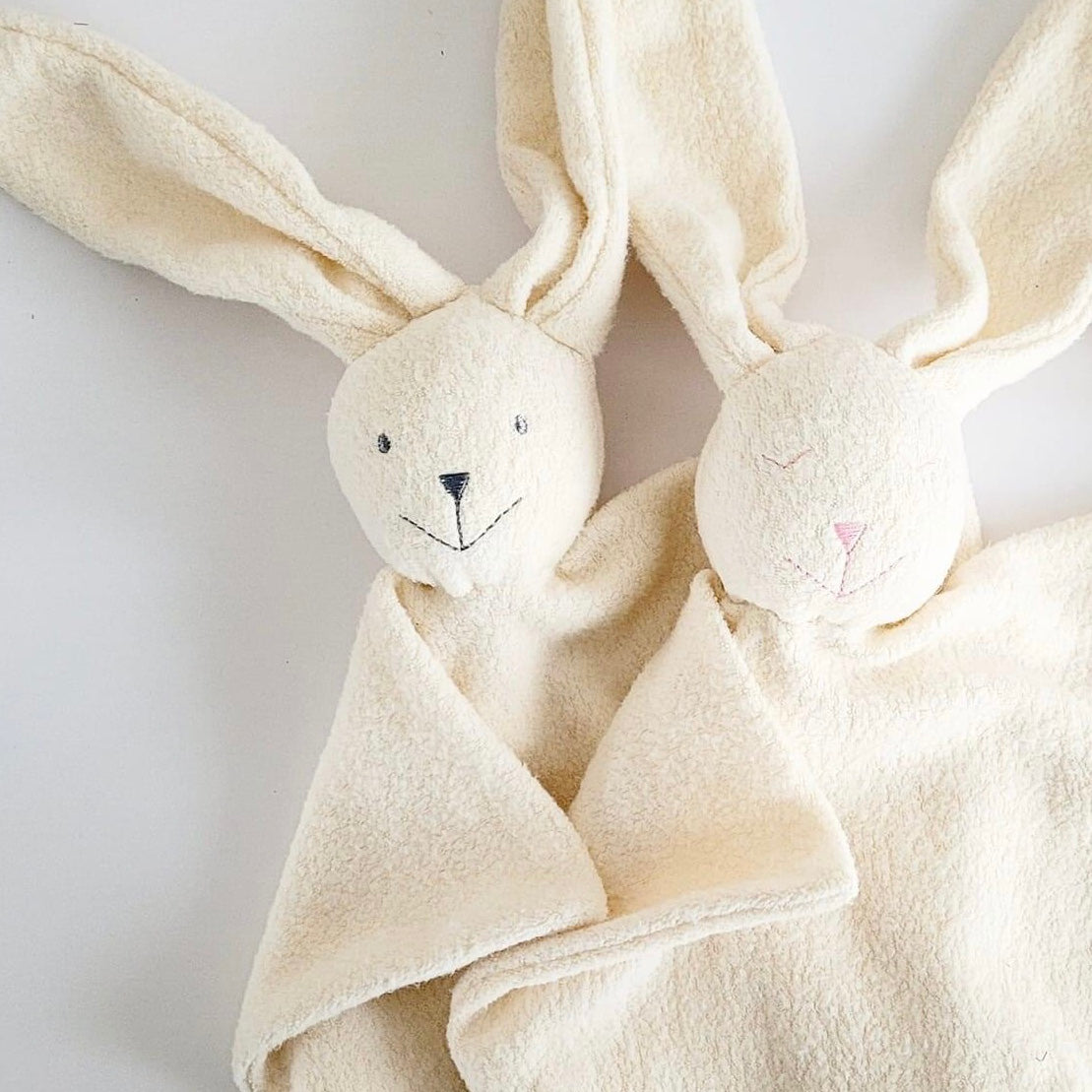 Doudou Lapin en coton bio
