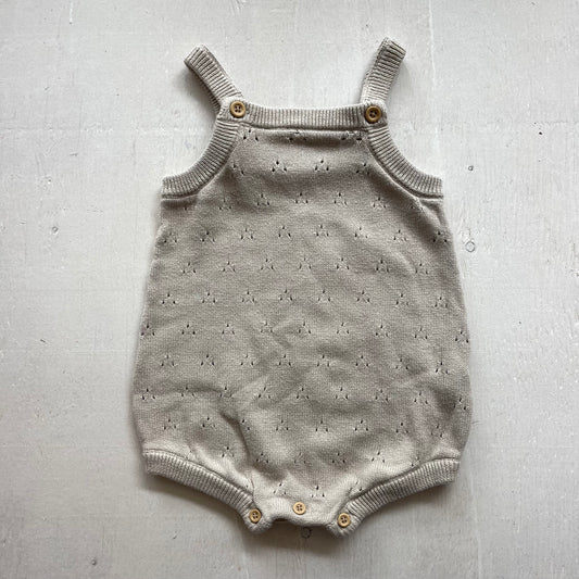 Barboteuse en tricot 9M, par Little Planet