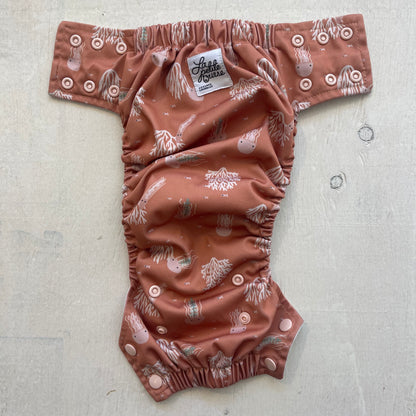 Couche de baignade 20-25 lb, par La petite ourse