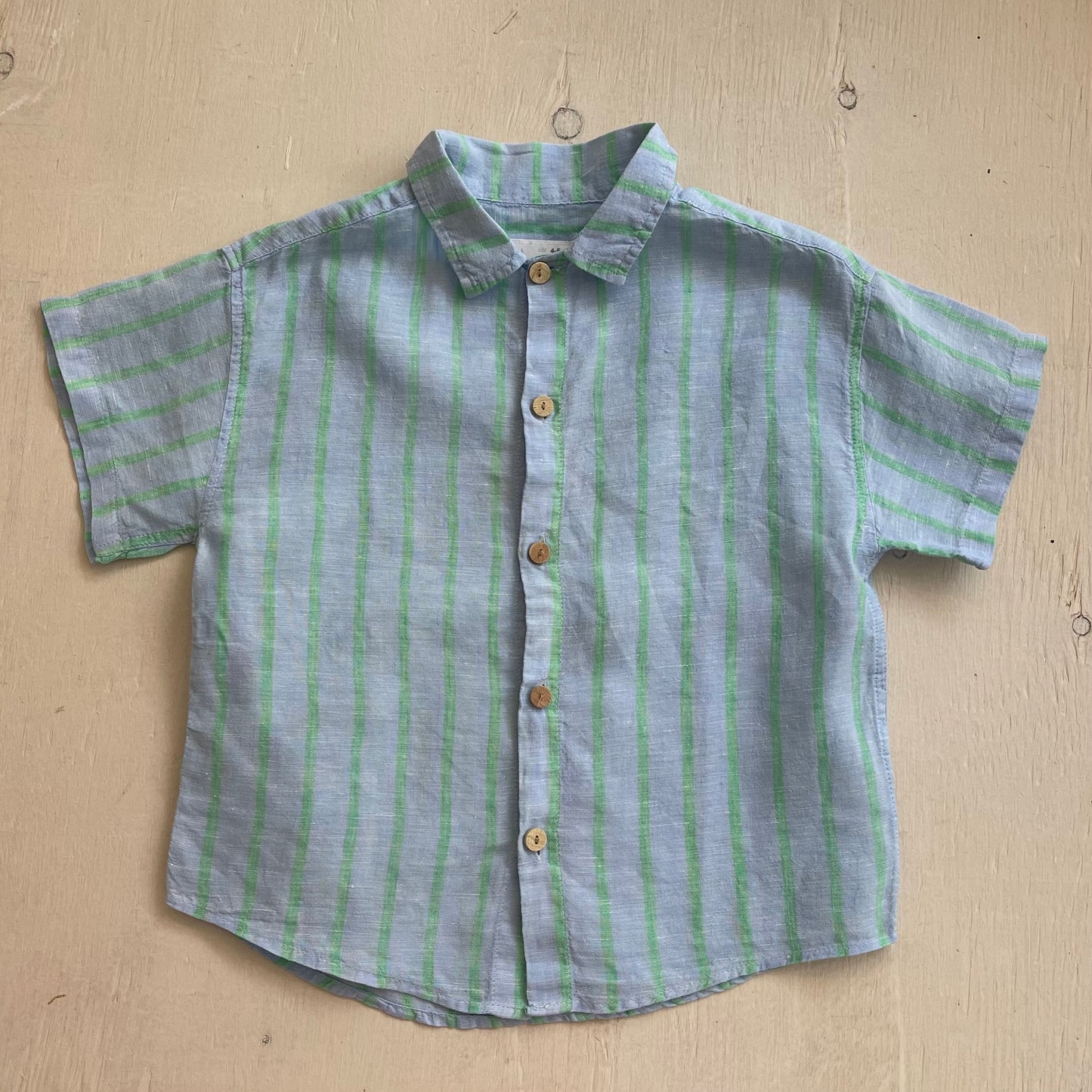 Chemise en lin 4-5Y, par Zara