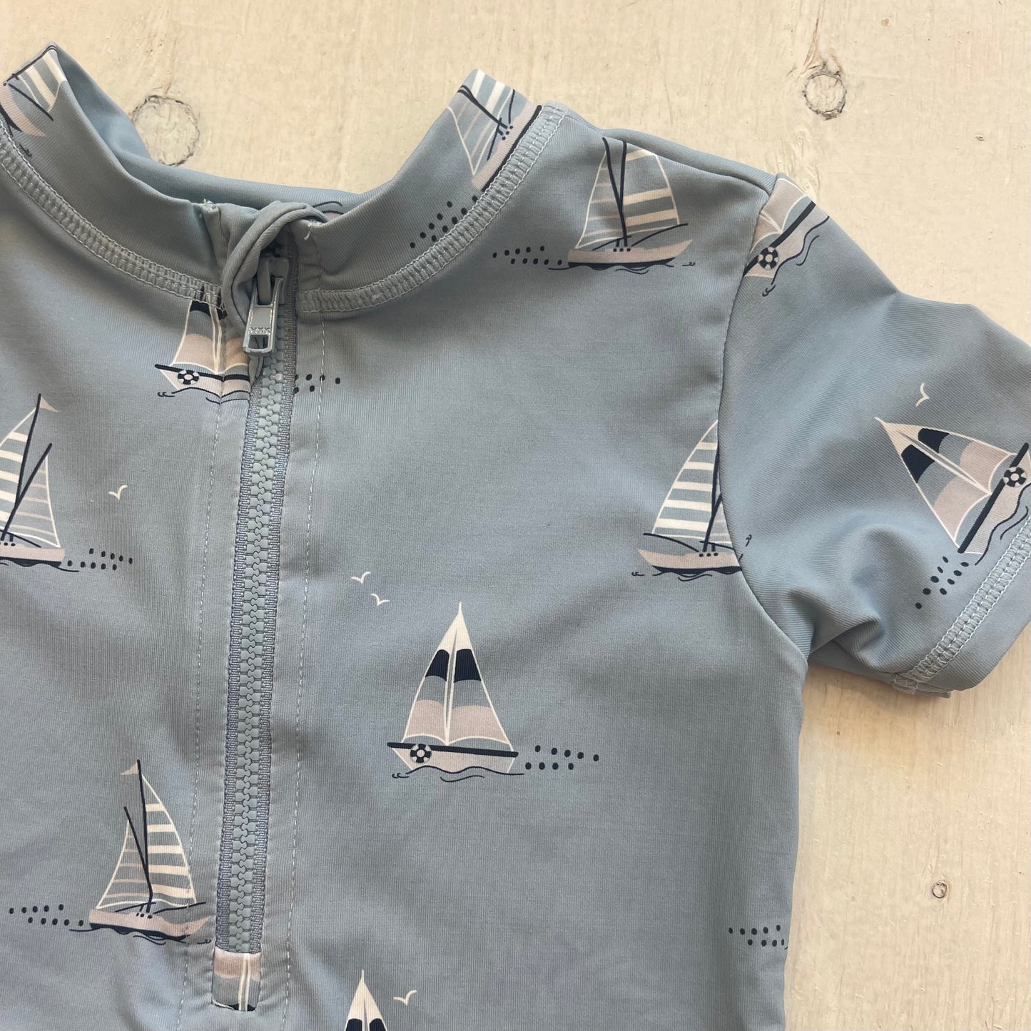 Maillot 18-24M, par Petit lem