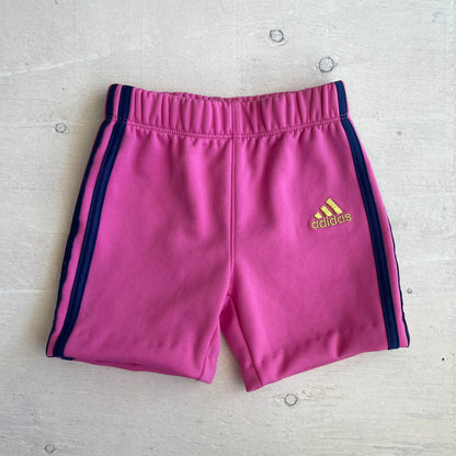 Shorts 12M, par Adidas