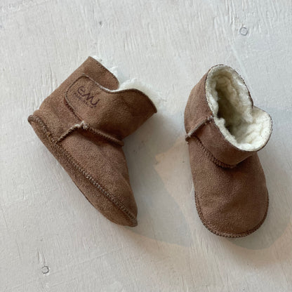 Bottes suède et laine 12-18M, par Emu Australia