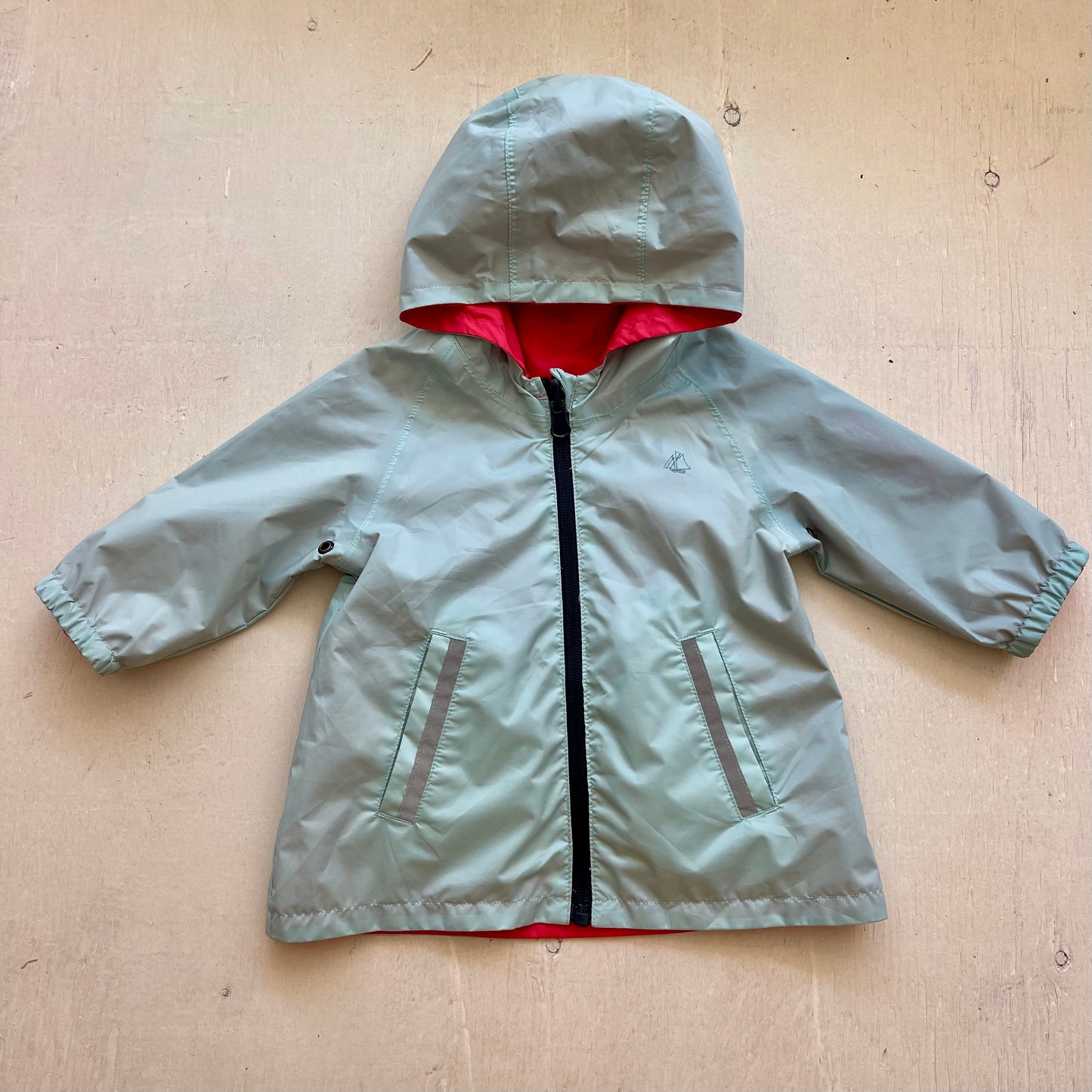 Manteau imperméable réversible 12M, par Petit bateau
