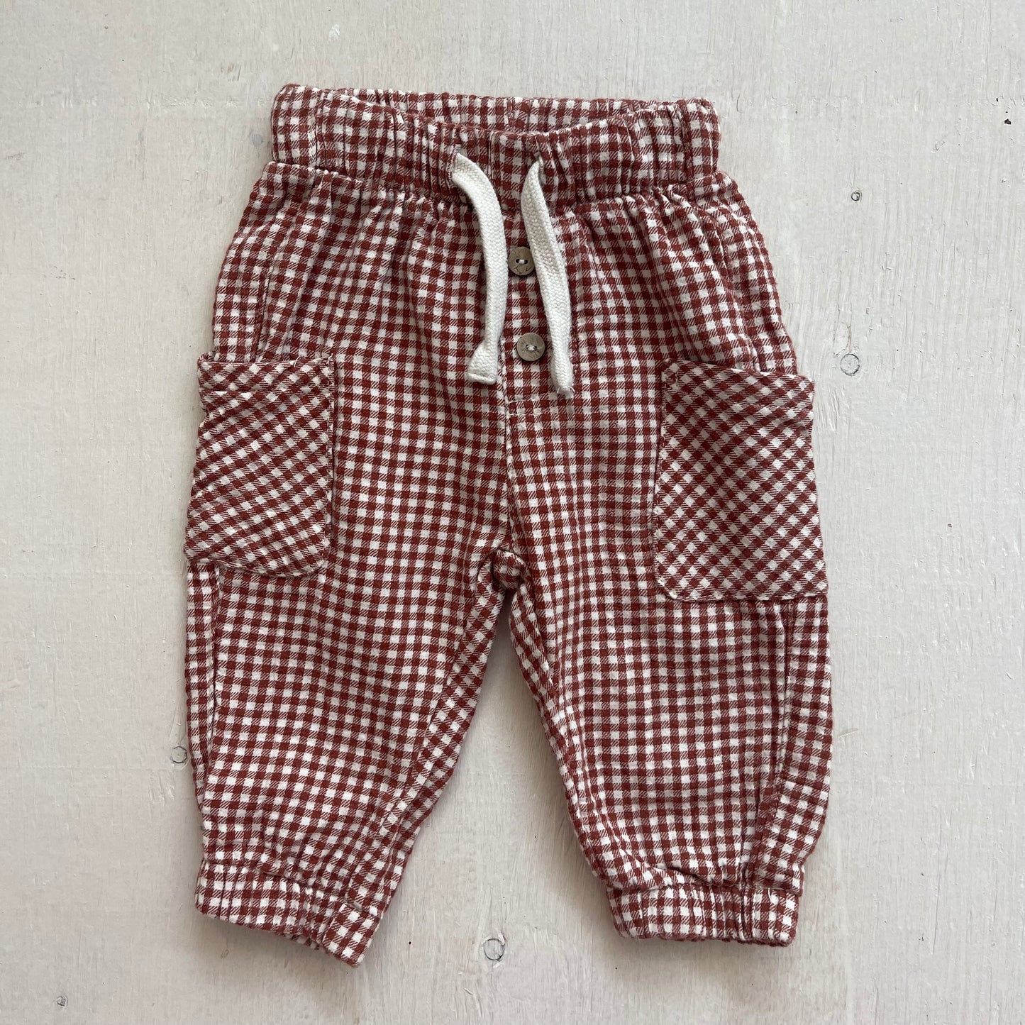 Pantalons 3-6M, par Quincy Mae