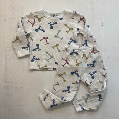 Pyjama 2 pièces 3T, par Petit bateau