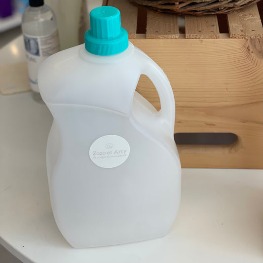 Contenant de plastique pour détergent à lessive