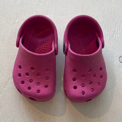 Chaussures Classic 2-3US, par Crocs