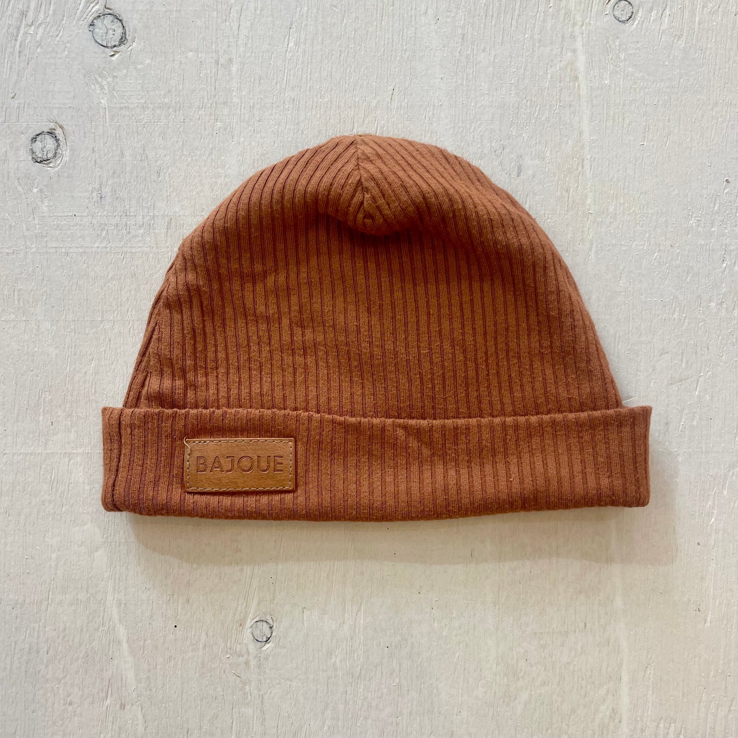 Bonnet 6-24M, par Bajoue