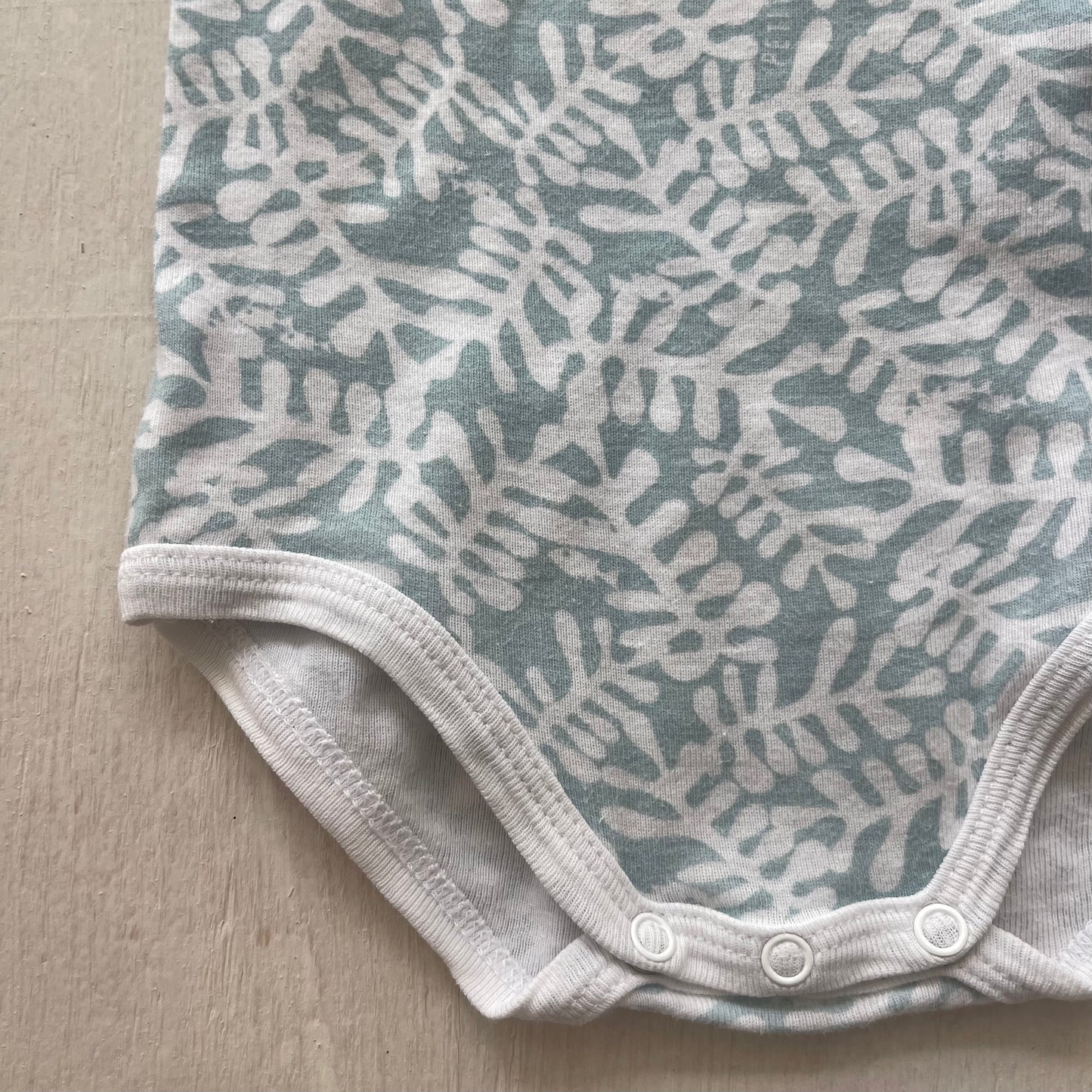 Cache-couche 12M, par Petit bateau