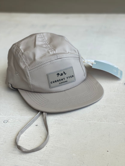 Casquette 5 panneaux 5Y+, par Current Tyed