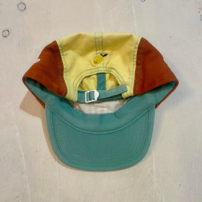 Casquette 5 panneaux, par Sticky Lemon