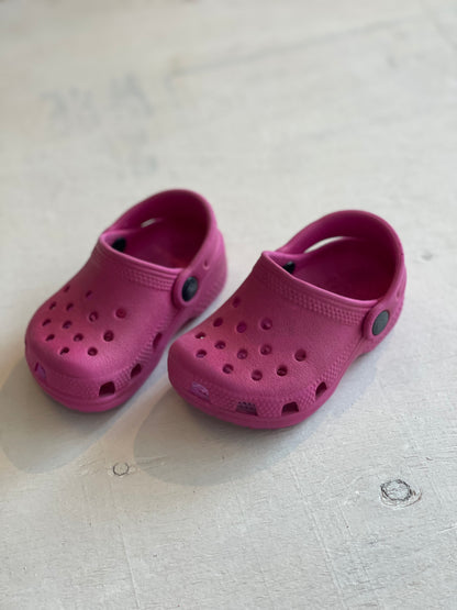 Chaussures Classic 2-3US, par Crocs