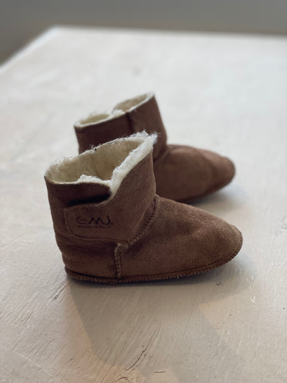 Bottes suède et laine 12-18M, par Emu Australia