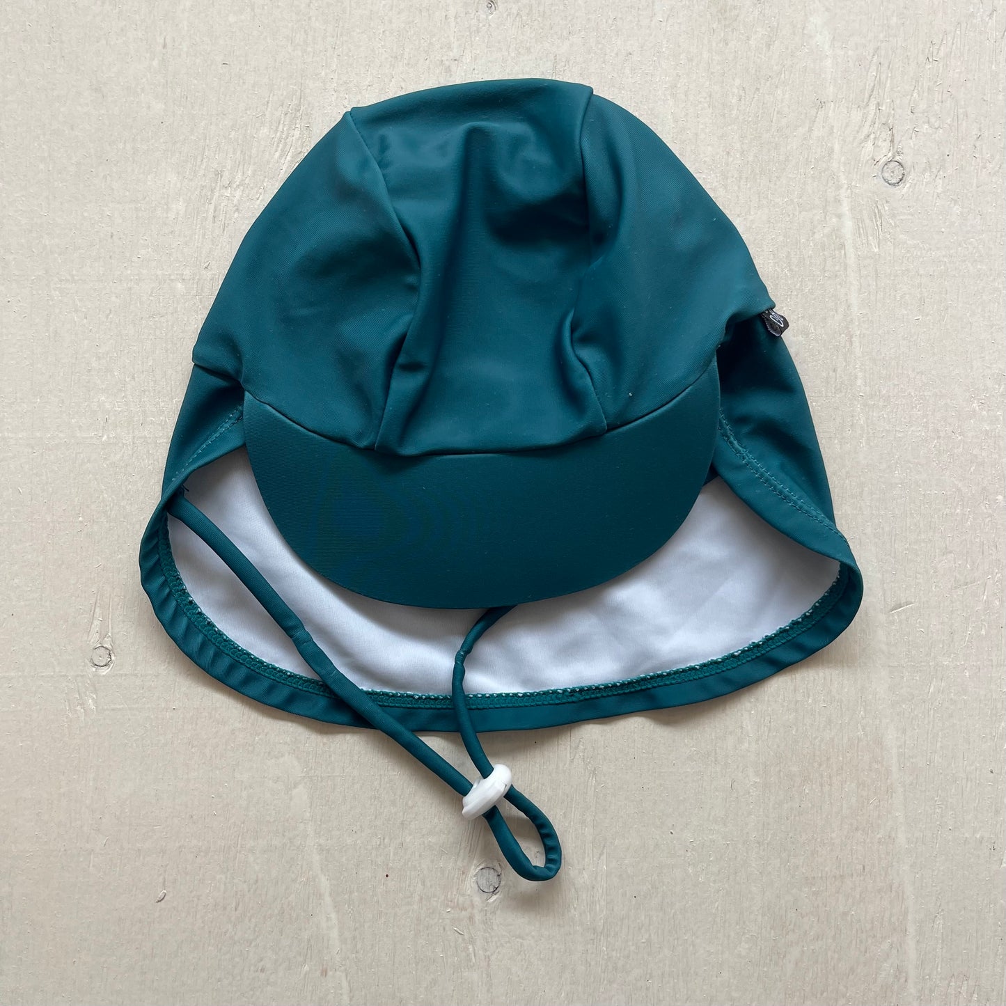 Casquette de baignade 6-12M, par Honeysuckle