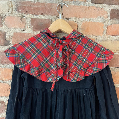 Robe en velours côtelé 7Y, par Evansport