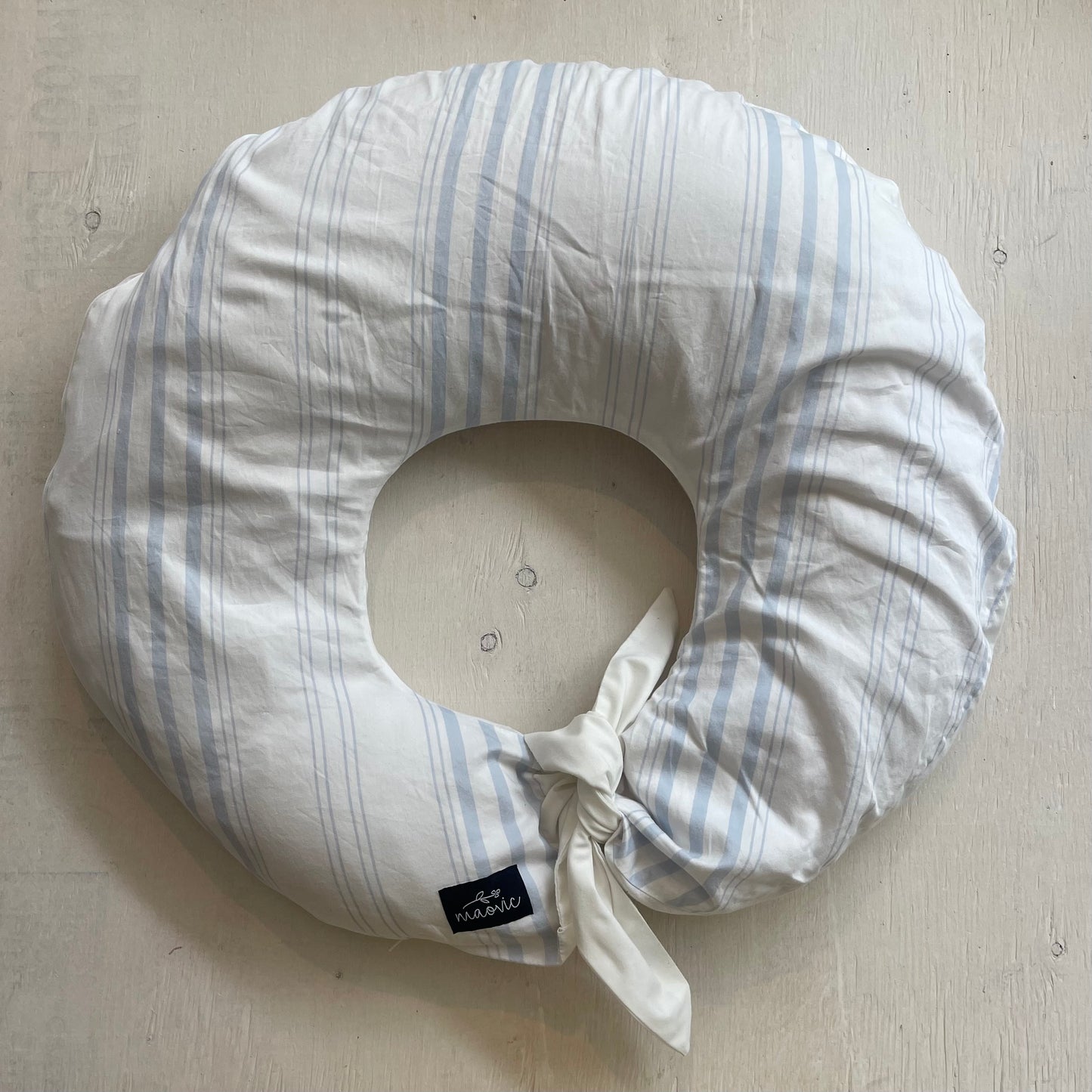 Coussin d'allaitement, par Maovic