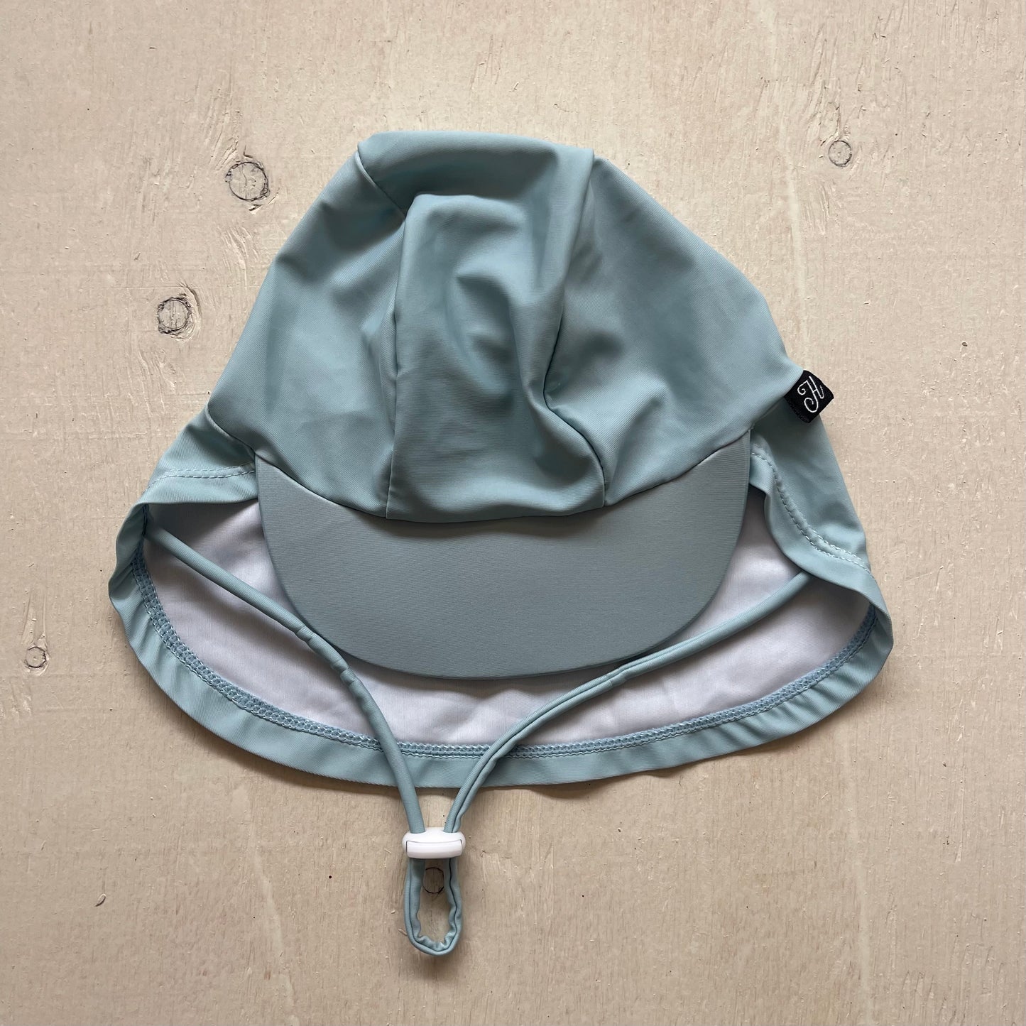 Casquette de baignade, par Honeysuckle