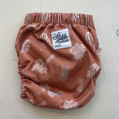 Couche de baignade 20-25 lb, par La petite ourse