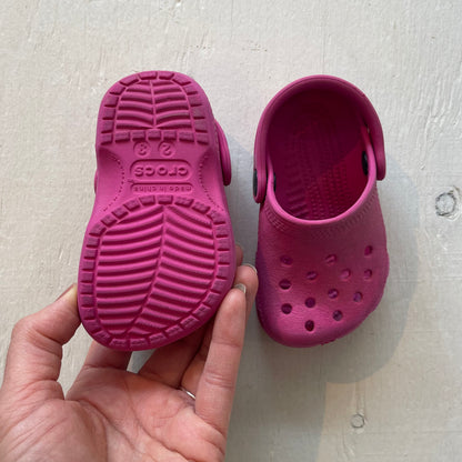 Chaussures Classic 2-3US, par Crocs