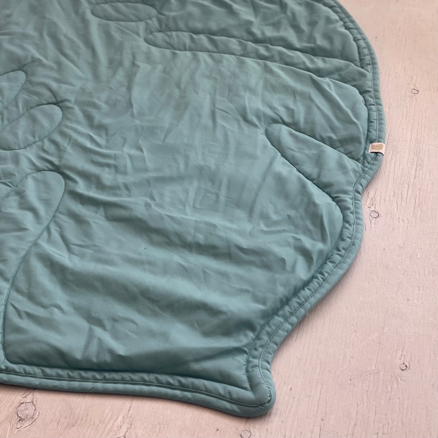 Tapis de jeu Feuille, par Piccolo Bambino