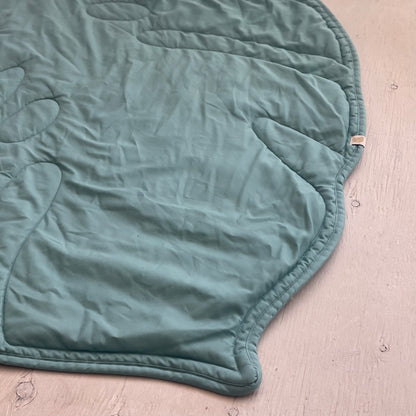 Tapis de jeu Feuille, par Piccolo Bambino