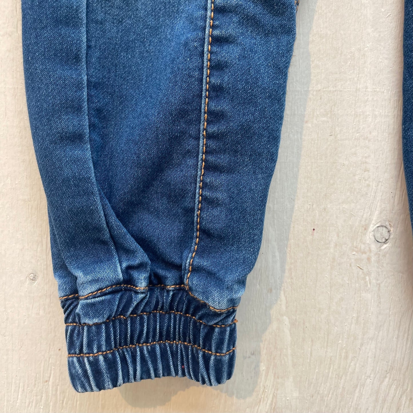 Pantalons 4Y, par Souris mini