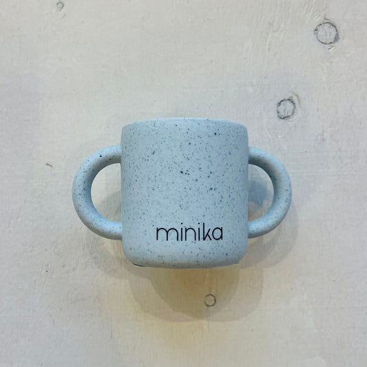 Tasse d'apprentissage en silicone, par Minika