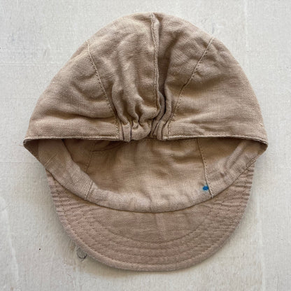 Casquette en lin 4-18M, par Studio Caribou
