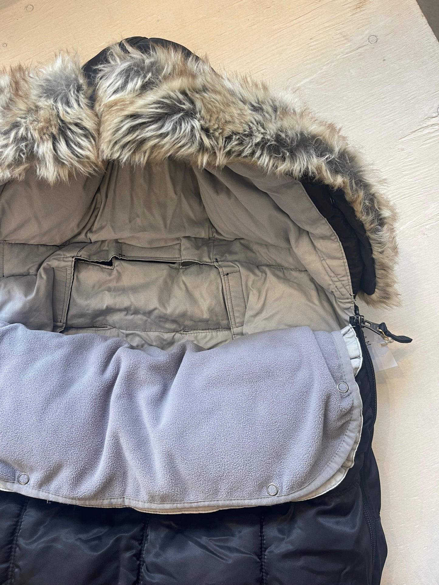 Sac Igloo 6-18M, par 7 A.M.