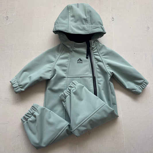 Combinaison mi-saison imperméable 6M, par Black Mountain