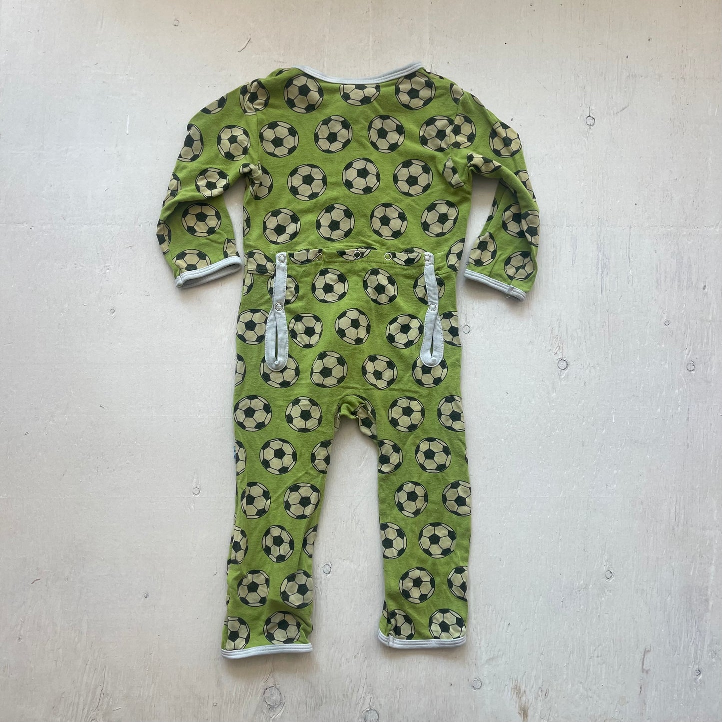 Pyjama une pièce 6-9M, par Kickee Pants