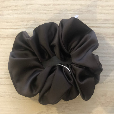 Chouchou en satin - Chocolat noir