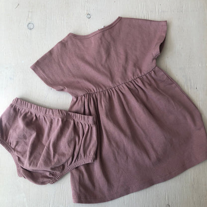 Ensemble robe et bloomer 9-12M, par Souris mini