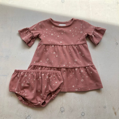 Ensemble robe et bloomer 12-18M, par Vignette