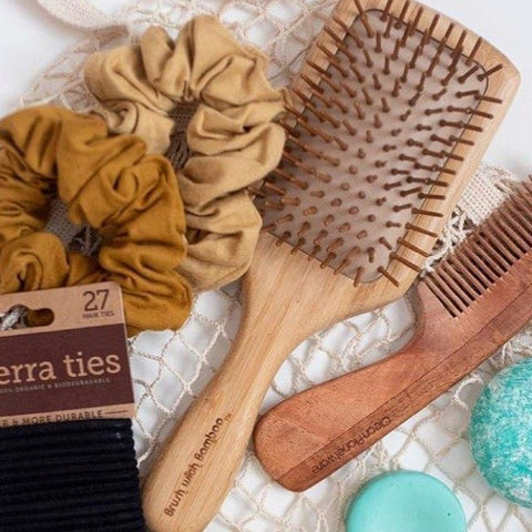 Brosse à cheveux en bambou