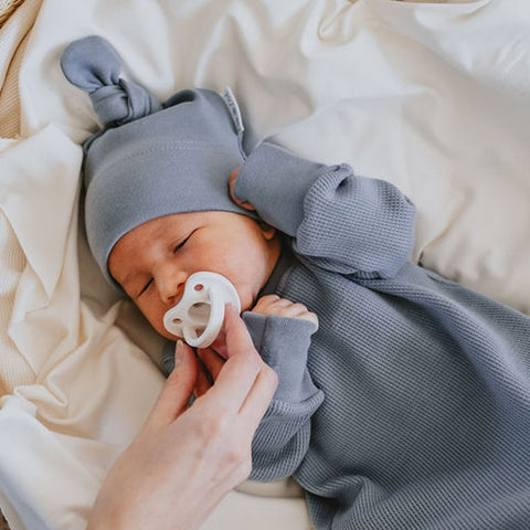 Bonnet de naissance en bambou - Bleu